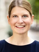 Prof. Dr. Leonie <br />
Sundmacher  <br />
<br />
Fakultät für Sport- und Gesundheitswissenschaften, Lehrstuhl für Gesundheitsökonomie, <br />
TUM