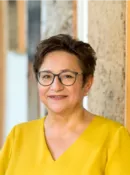 Prof. Dr. Ingrid<br />
Kögel-Knabner<br />
<br />
Dekanin TUM School of Life Sciences,<br />
Lehrstuhl für Bodenkunde<br />
TUM School of Life Sciences,<br />
TUM