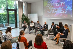 Paneldiskussion im Translatum des MRI