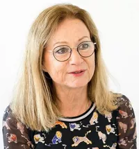 Prof. Elisabeth Wacker, head of the Chair of Sociology of Diversity